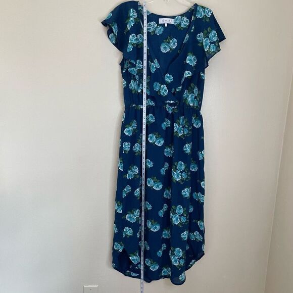 Wayf|Midi|Ruffle|Floral print| Lightweight| V-neck  - Picture 3 of 10